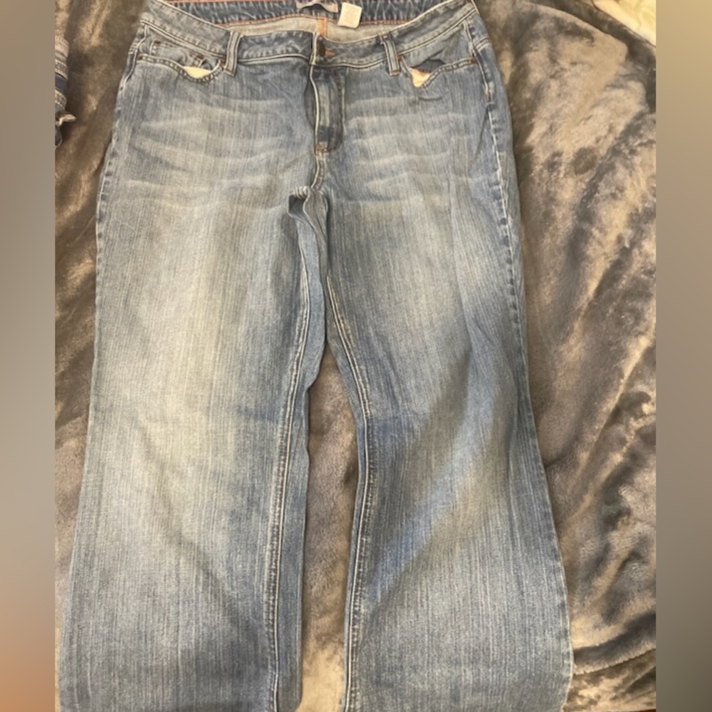 Women’s Flare Jeans